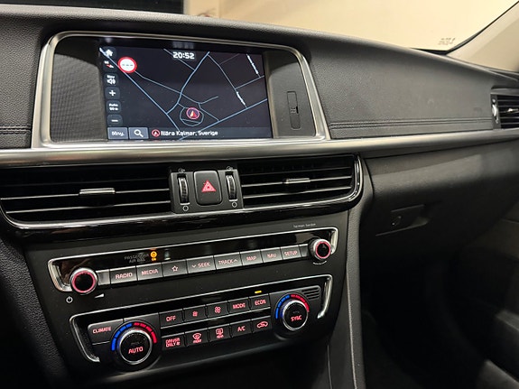 Kia Optima 10 of 13