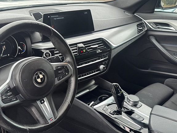 BMW 520d 16 of 17