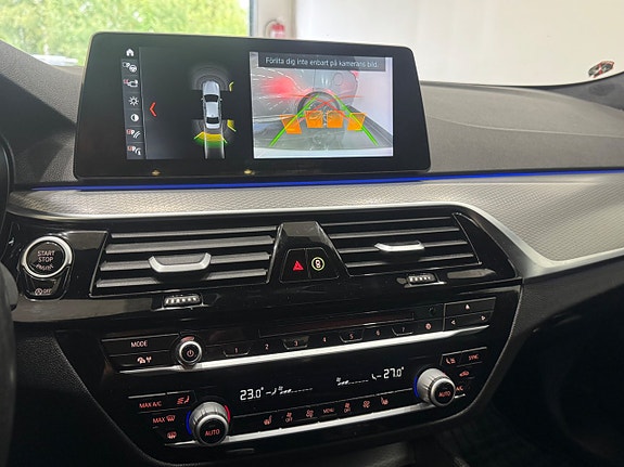 BMW 520d 14 of 17