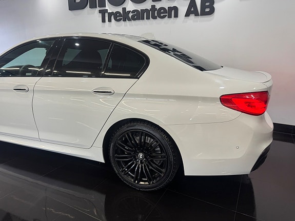 BMW 520d 6 of 17