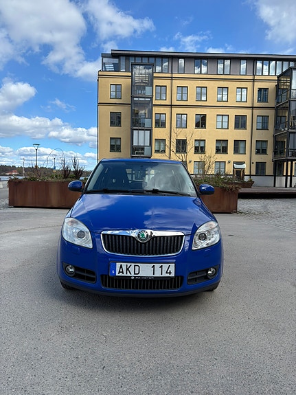 Skoda Fabia 2 of 13