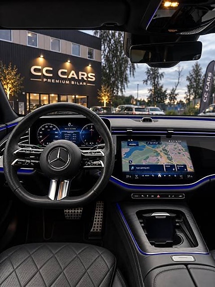 Mercedes-Benz E300 12 of 17