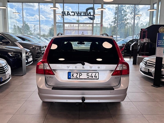 Volvo V70 7 of 18