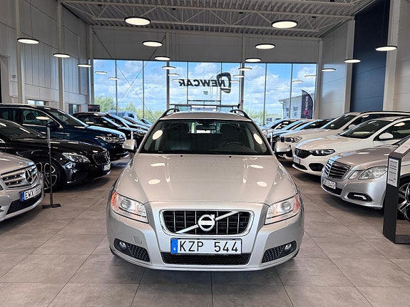 Volvo V70 3 of 18