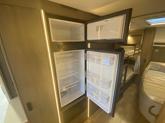 Kabe Safir 600 GLE KS Alde/Franskbädd/Ugn/Åretrunt standard 16 of 18