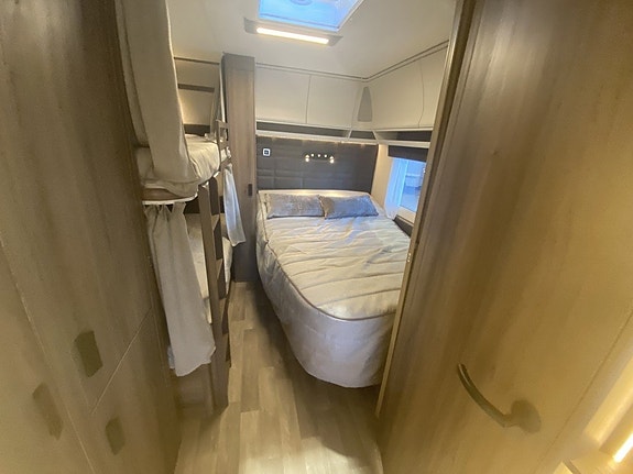 Kabe Safir 600 GLE KS Alde/Franskbädd/Ugn/Åretrunt standard 7 of 18