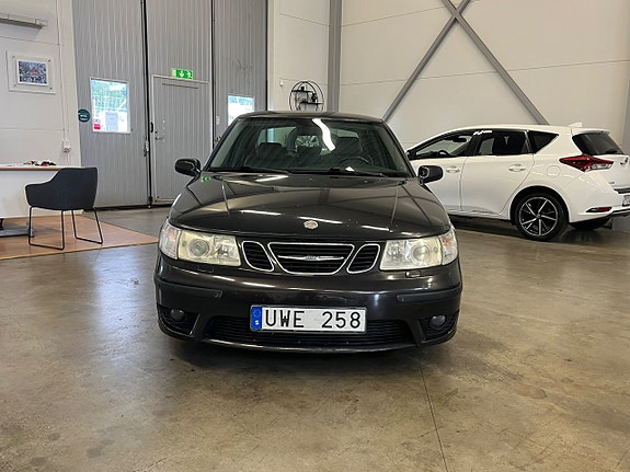 Saab 9-5 2 of 14