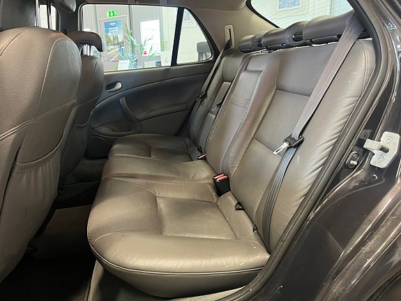 Saab 9-5 8 of 14