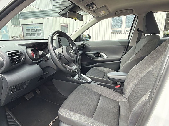 Toyota Yaris Cross 16 of 25