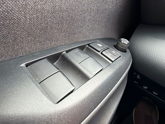Toyota Yaris Cross 25 of 25