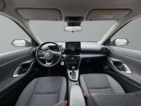 Toyota Yaris Cross 10 of 25