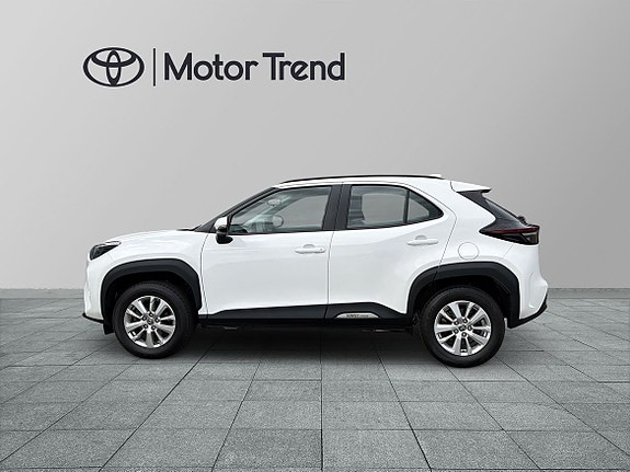 Toyota Yaris Cross 4 of 25
