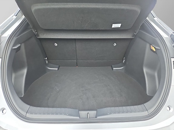 Toyota C-HR 12 of 12