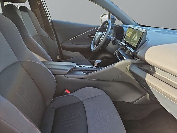 Toyota C-HR 8 of 14