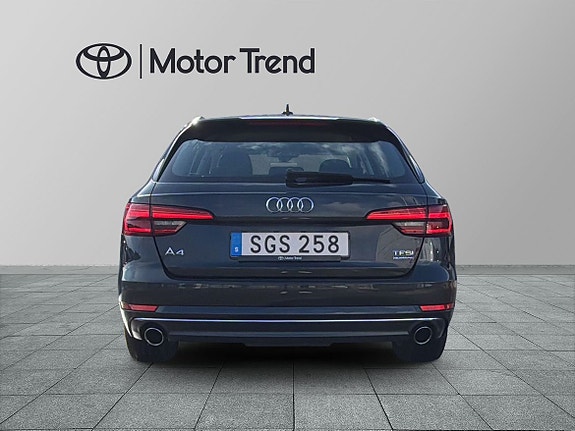 Audi A4 4 of 24