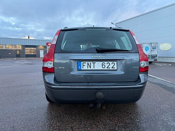 Volvo V50 8 of 15
