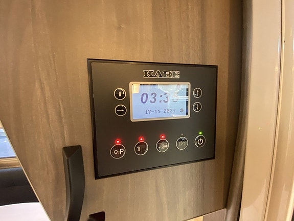 Kabe Estate 600 XL KS Alde/Fransk bädd/Året runt standard 15 of 17