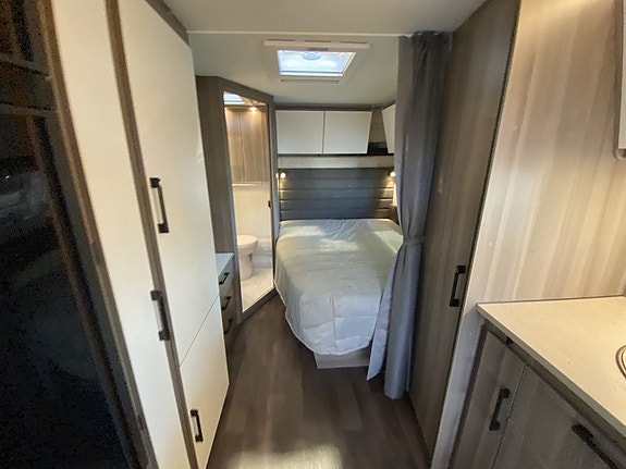 Kabe Estate 600 XL KS Alde/Fransk bädd/Året runt standard 7 of 17