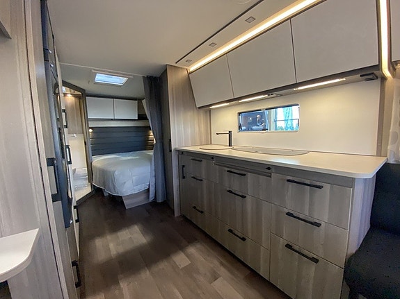 Kabe Estate 600 XL KS Alde/Fransk bädd/Året runt standard 6 of 17