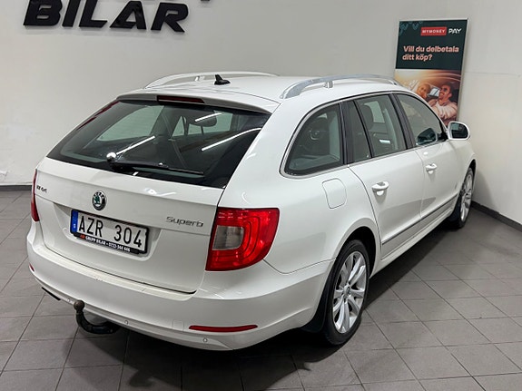 Skoda Superb 14 of 17
