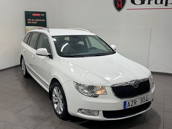 Skoda Superb 8 of 17
