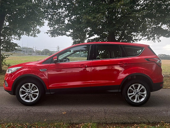 Ford Kuga 8 of 16