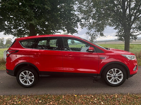 Ford Kuga 7 of 16