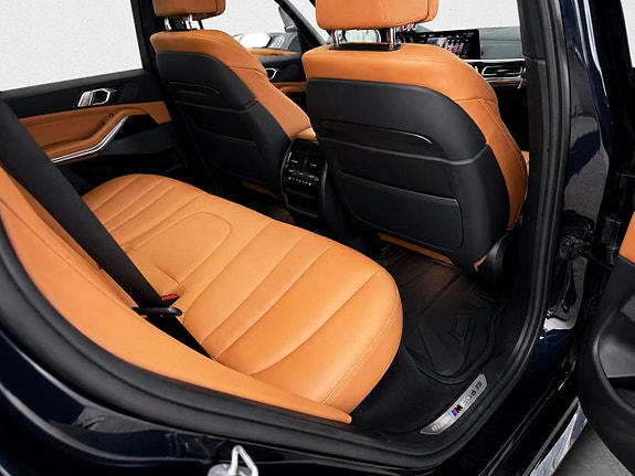 BMW X5 M 8 of 10