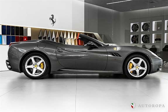 Ferrari California 3 of 10