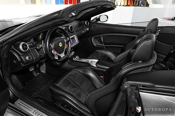 Ferrari California 6 of 10
