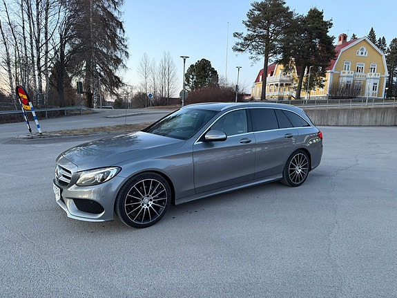 Mercedes-Benz C220 9 of 15