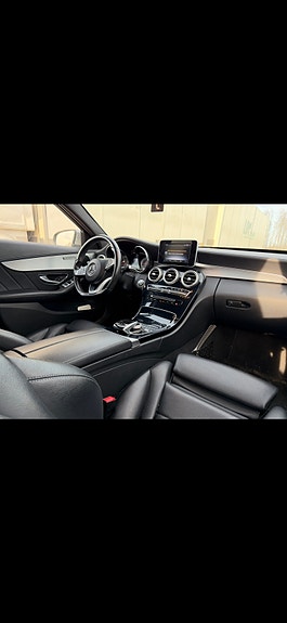 Mercedes-Benz C220 5 of 15
