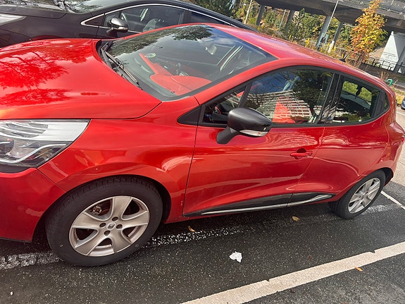 Renault Clio 3 of 6