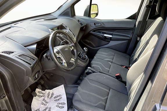 Ford Transit Connect 4 of 8