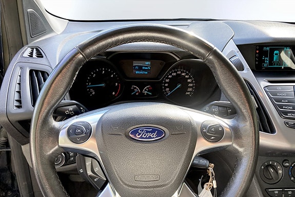 Ford Transit Connect 6 of 8