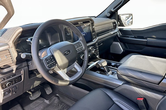 Ford F-150 4 of 6