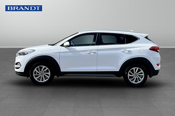 Hyundai Tucson 3 of 9