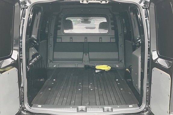 Ford Transit Connect 8 of 9