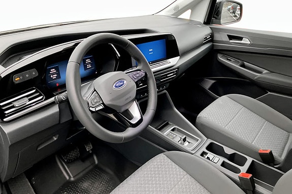 Ford Transit Connect 5 of 9