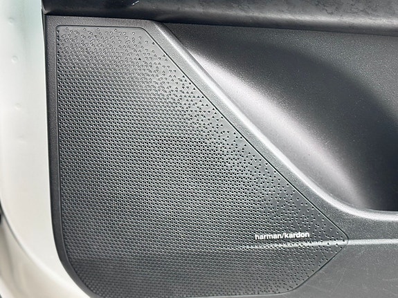 Kia Niro 28 of 28