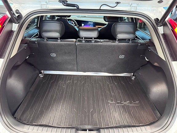 Kia Niro 9 of 28