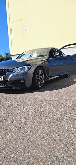BMW 318d 14 of 14