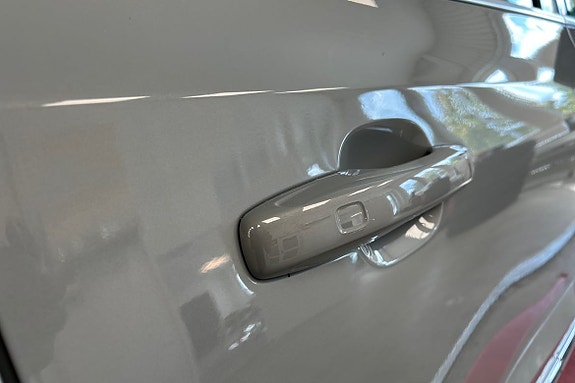Volvo XC60 24 of 28