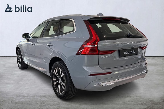 Volvo XC60 2 of 28