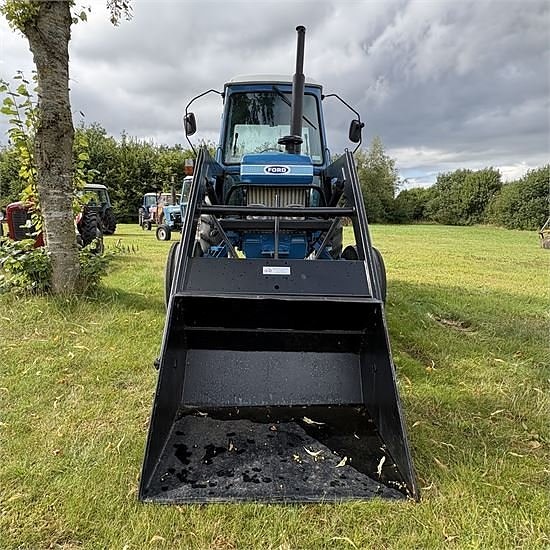 Ford 6610 - Dual Power-system - Q-cab kabine 9 of 25