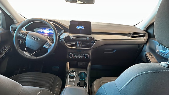 Ford Kuga 4 of 9