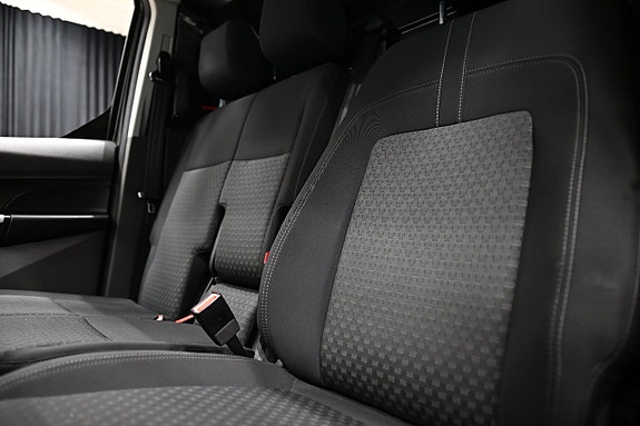 Ford Transit Connect 21 of 27