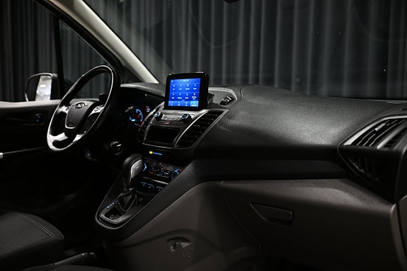 Ford Transit Connect 20 of 27
