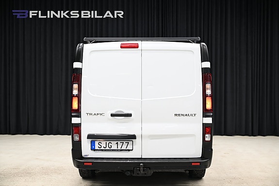 Renault Trafic 13 of 27