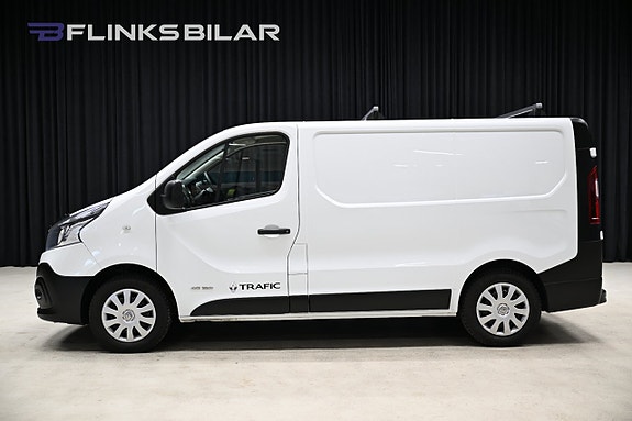 Renault Trafic 2 of 27